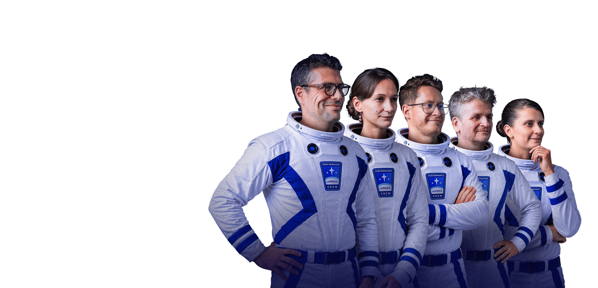Équipe d'astronautes souriants en combinaisons spatiales bleues et blanches